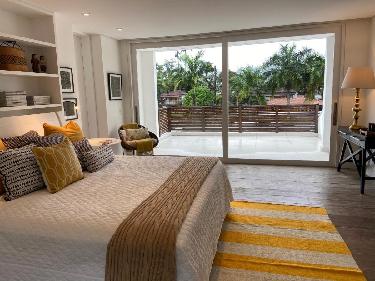 Tropical Contemporary Suites Парати Экстерьер фото