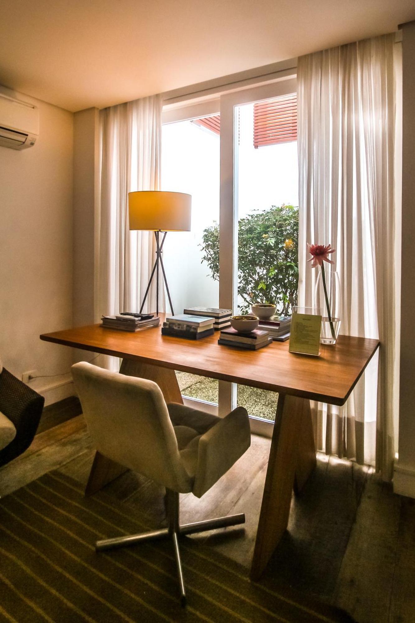 Tropical Contemporary Suites Парати Экстерьер фото