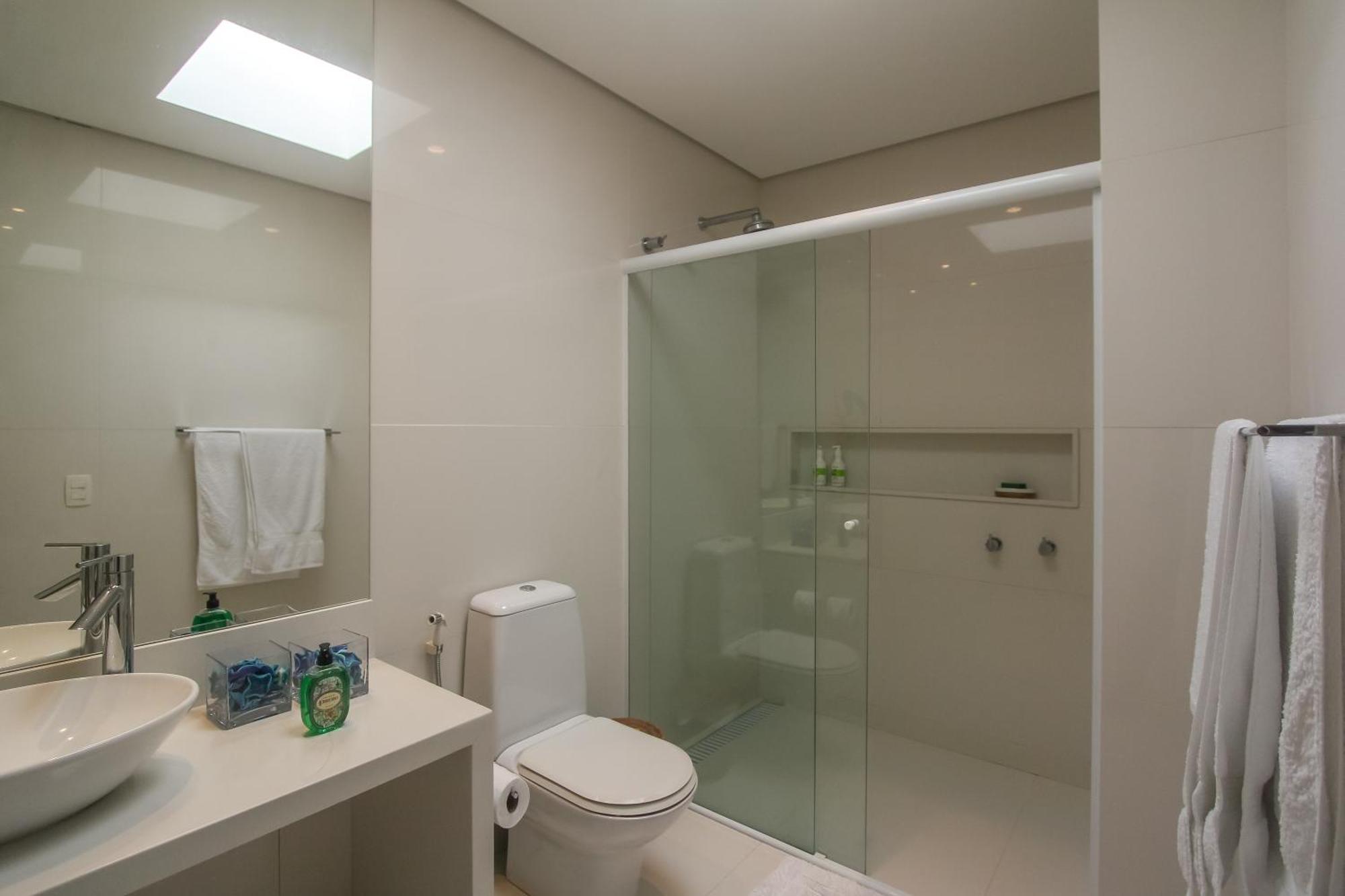 Tropical Contemporary Suites Парати Экстерьер фото