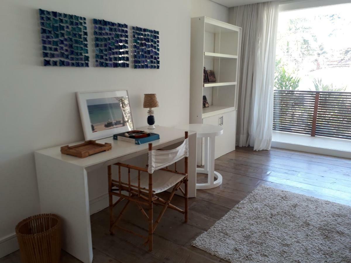 Tropical Contemporary Suites Парати Экстерьер фото