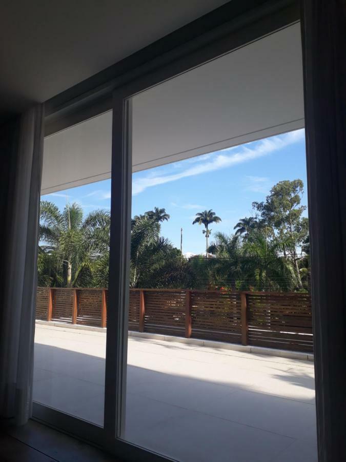 Tropical Contemporary Suites Парати Экстерьер фото